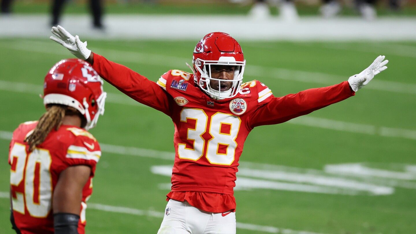 Report: Chiefs prepared to franchise tag L'Jarius Sneed, could tag and trade