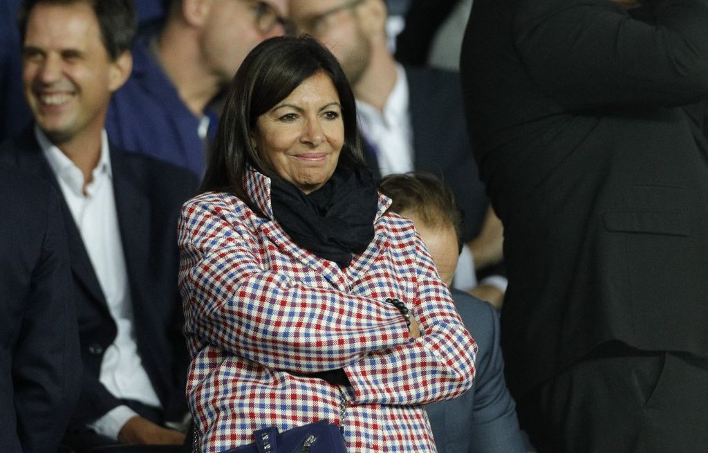 PSG : Anne Hidalgo attaque frontalement le Qatar et ses " paquets de millions " sur le dossier du Parc des Princes