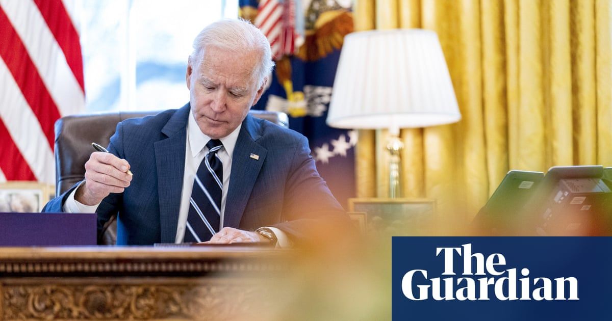 Secret screen: Joe Biden has tiny TV hidden in Oval Office