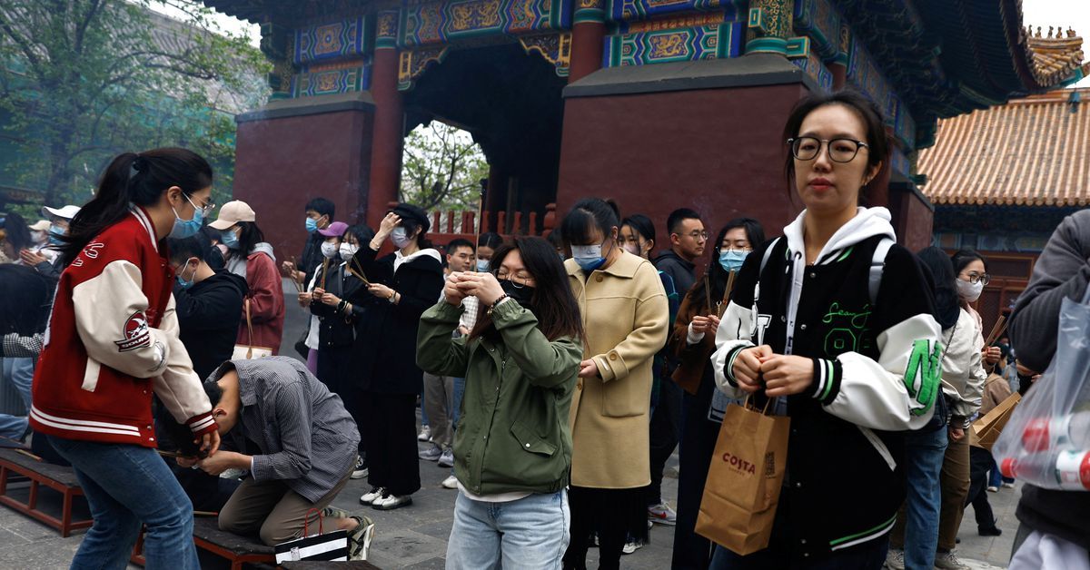 Jobless young Chinese seek solace in temples, tale of failed scholar