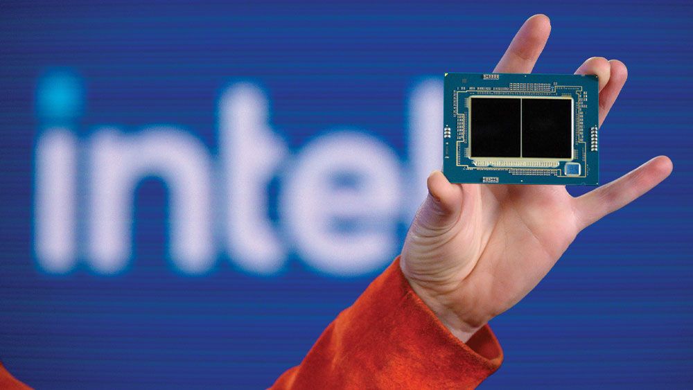 Intel Stock: Chipmaker Beats Views But Gives Mixed Guidance