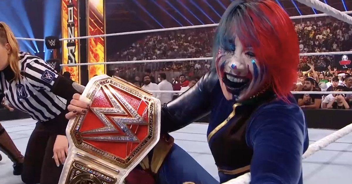 Asuka wins the Raw women’s championship from Bianca Belair