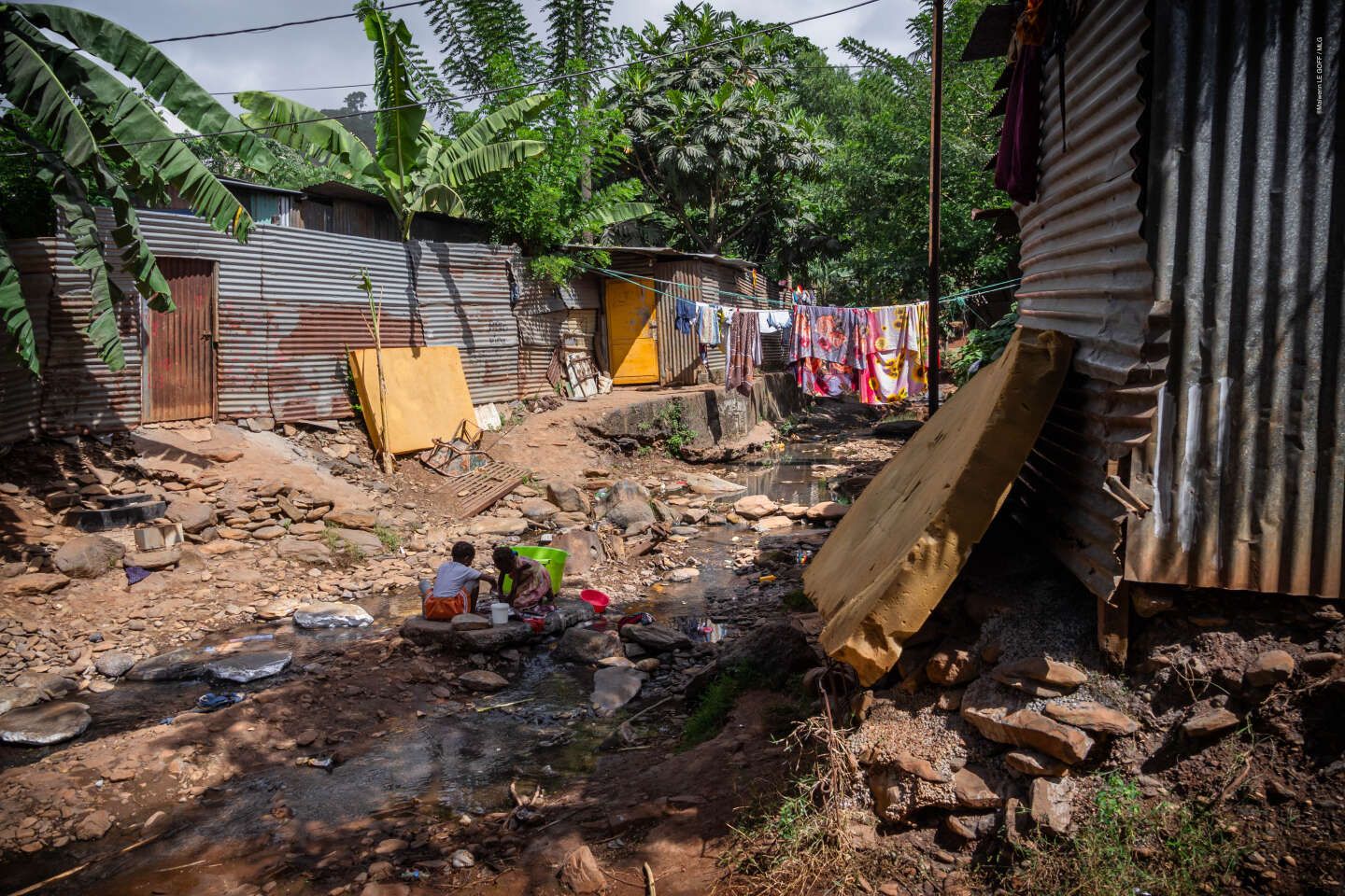 Choléra à Mayotte : du porte-à-porte pour limiter la propagation de l’épidémie