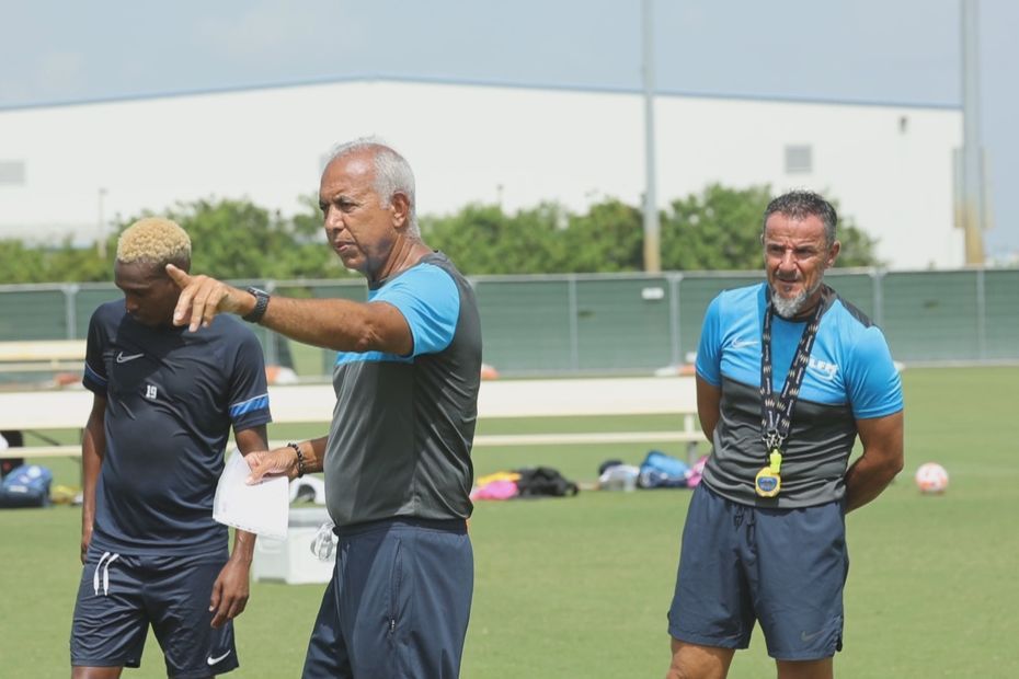 La Martinique joue son premier match de groupe de la Gold Cup face au Salvador