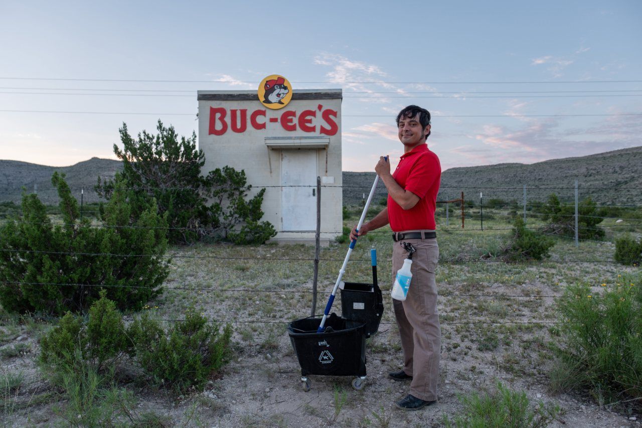 ‘World’s smallest Buc-ee’s’ reappears in West Texas desert