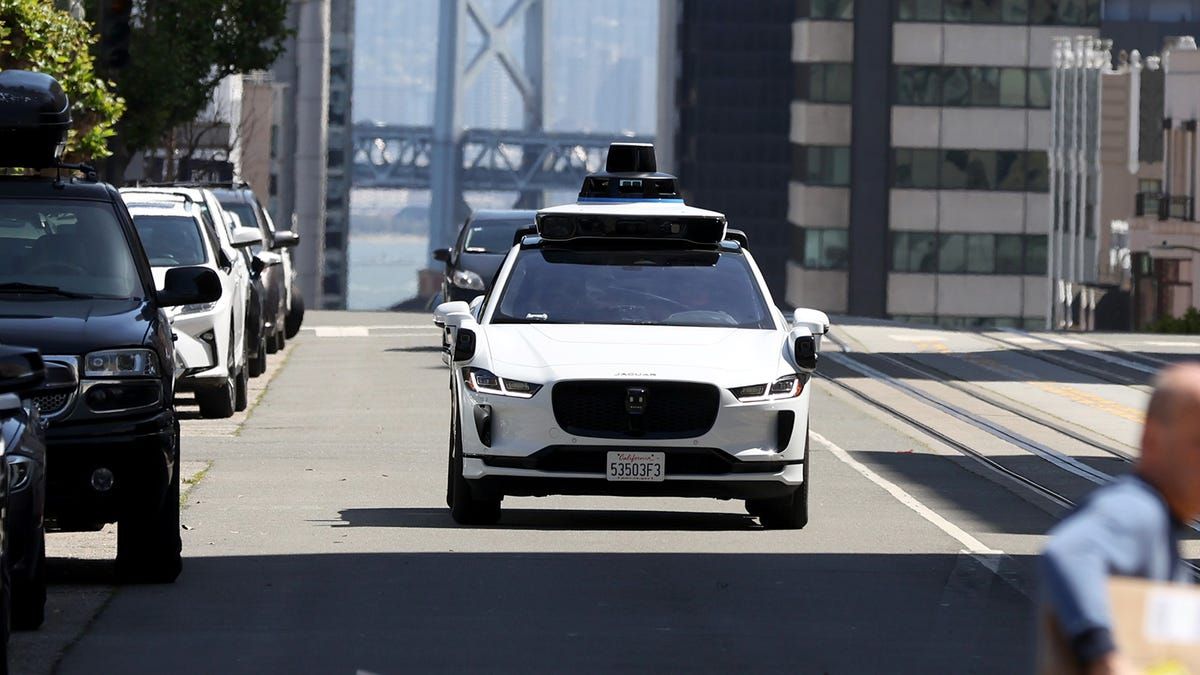 Waymo Cars Block SF Traffic Again, Stalling Incidents Up 300%