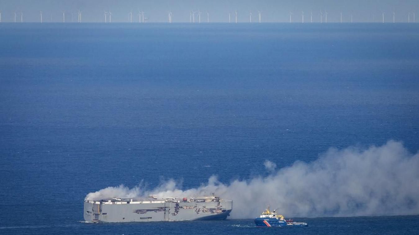 Cargo en feu au large des Pays-Bas: une voiture électrique mise en cause