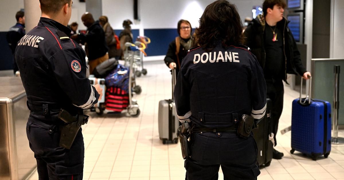 Aéroport de Roissy : une douanière blessée par balle après le vol de son arme