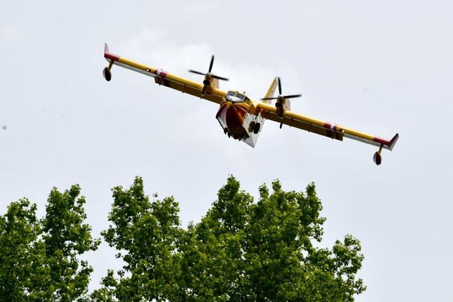 Crash du Canadair en Grèce : l'enfant à naître du pilote décédé va être adopté par le Parlement