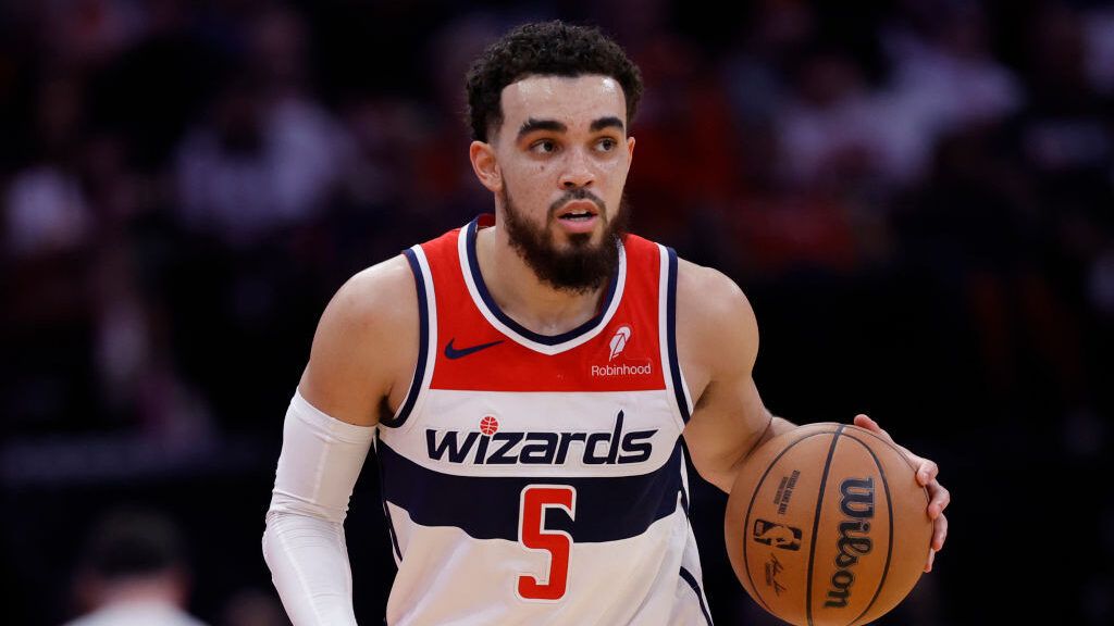 Suns agree to deal with Tyus Jones, expect to start new PG