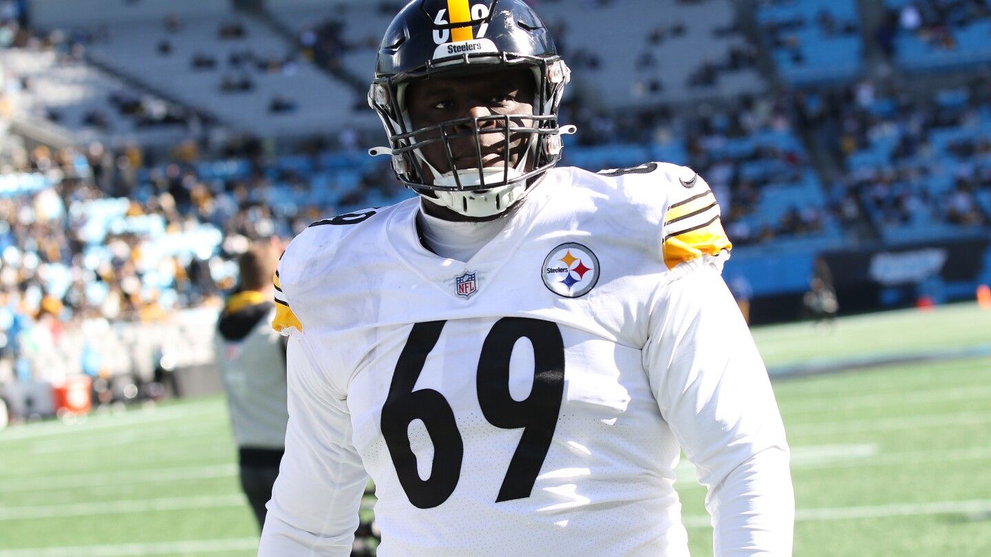 Steelers trade Kevin Dotson to Rams