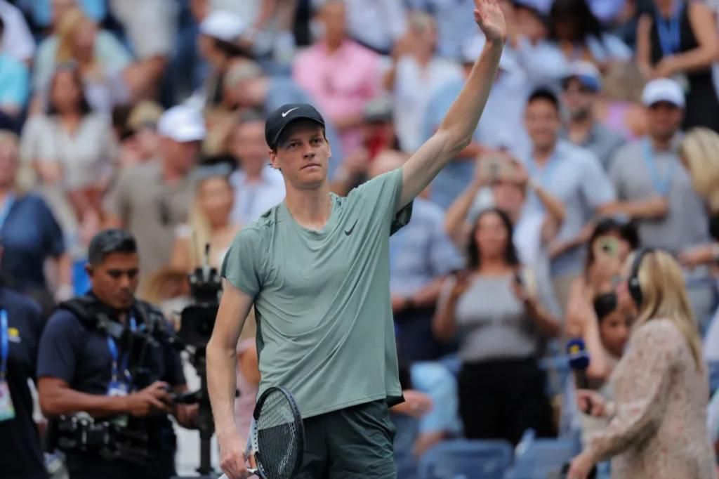 Jannik Sinner thanks supporters at US Open after PED scandal