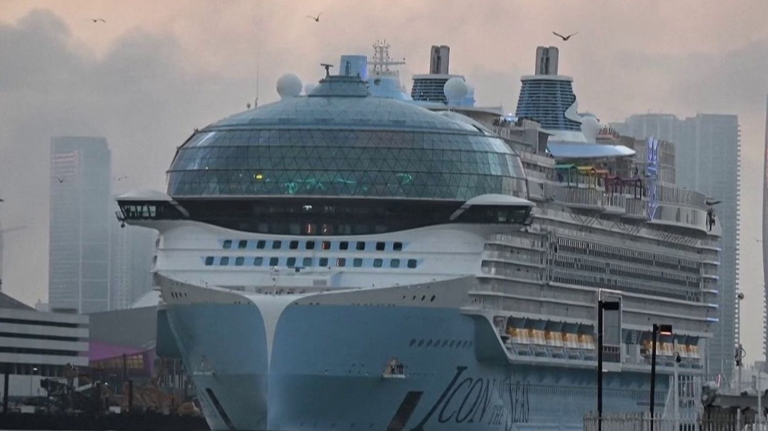 Icon of the Seas : le plus gros bateau de croisière au monde a pris le large