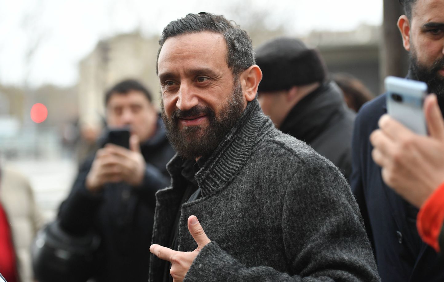 M6 : Les journalistes de la chaîne s'opposent au recrutement de Cyril Hanouna