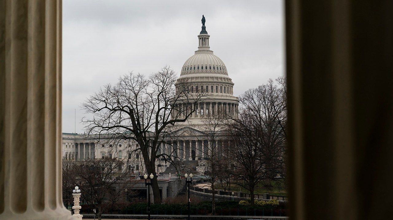 Congressional leaders strike deal to avert shutdown this week