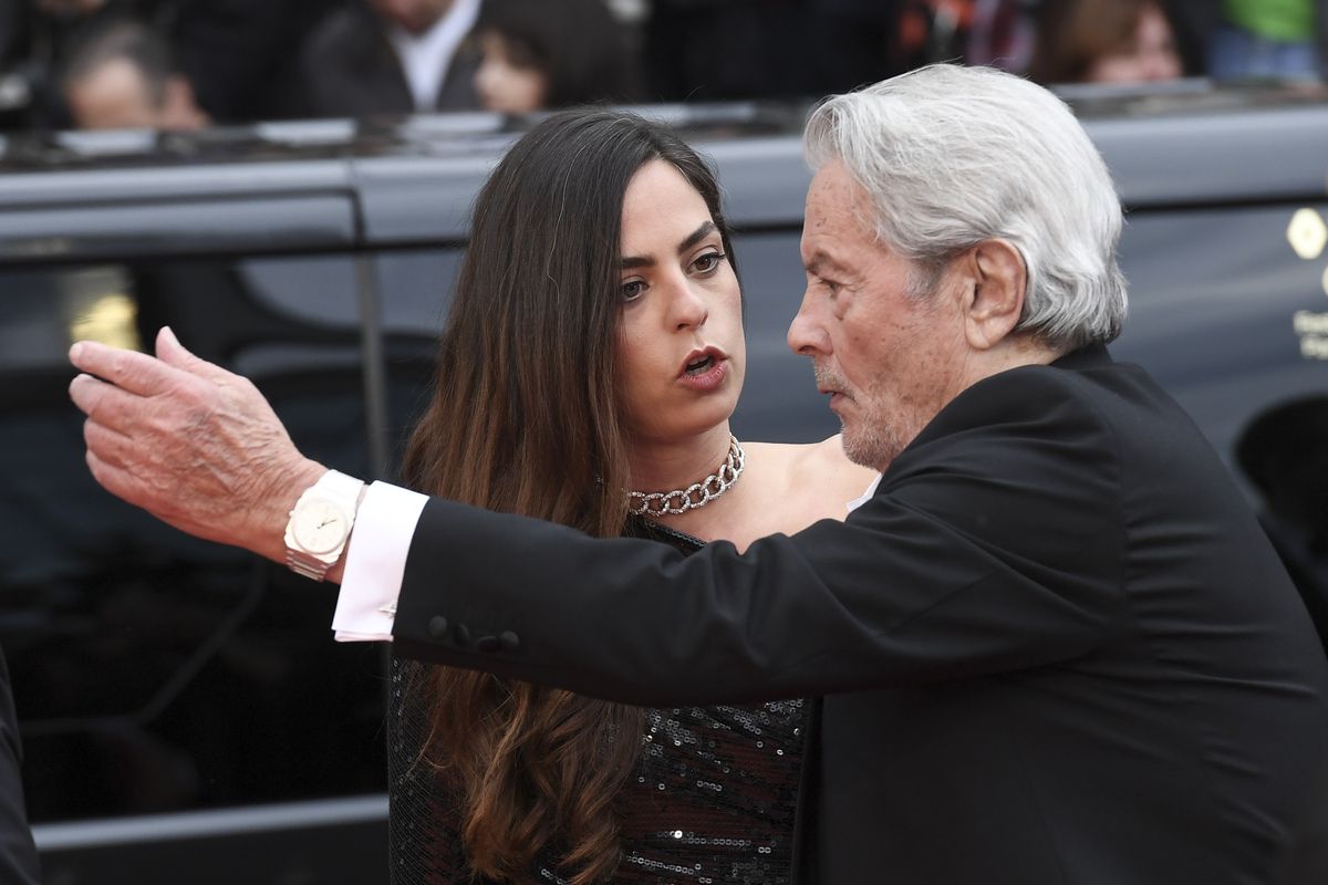 Alain Delon : Anouchka contre ses frères, Anthony et Alain-Fabien n’y vont pas de main morte