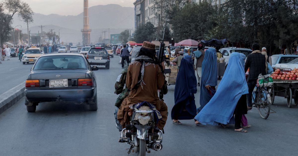 Security Council condemns Taliban ban on Afghan women working for UN