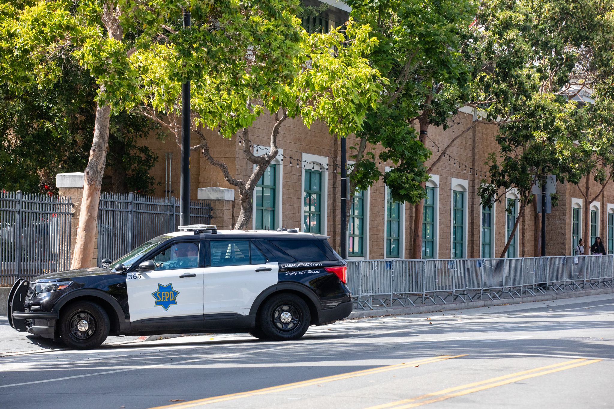 1 dead, 1 arrested after shooting at San Francisco Walgreens