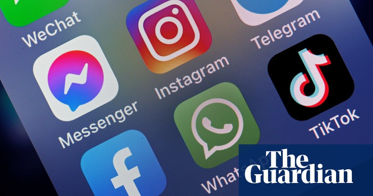 Social media particularly damaging to mental health of Gen Zers, says study