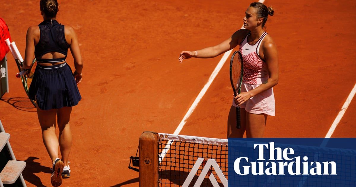 'I don't respect her': Kostyuk hits out at Sabalenka and French Open crowd - video