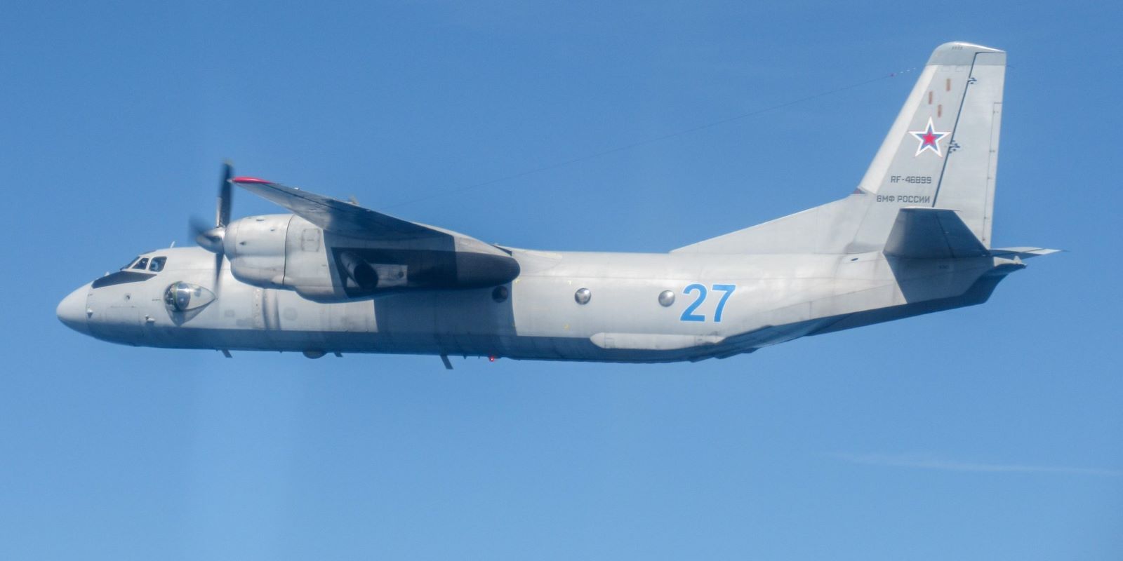 Un An-26 Curl russe intercepté par la Royal Air Force en mer Baltique.