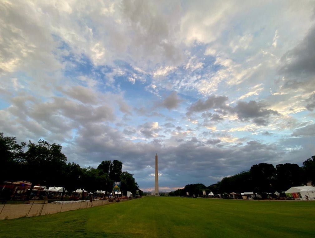 D.C.-area forecast: Sunshine and some smoke today as storm chances take a break