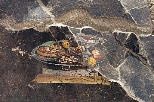 Pompéi : Une Peinture De "pizza" Découverte Sur Une Fresque De 2000 Ans