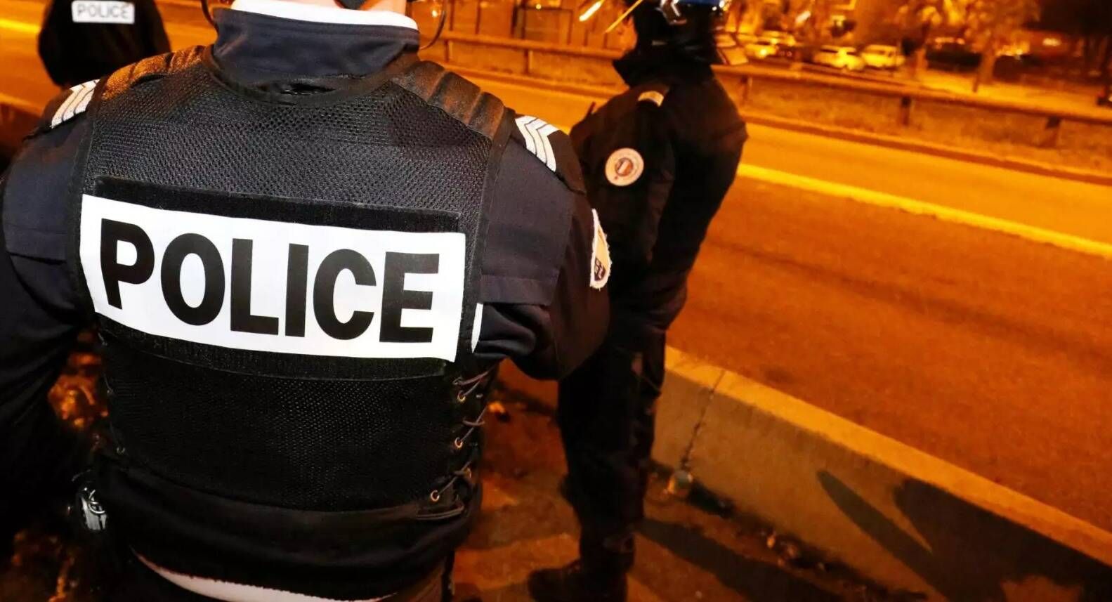 Tirs de mortiers, projectiles, feux de poubelles... Plusieurs quartiers de Nice sous tension mercredi soir après la mort de Nahel