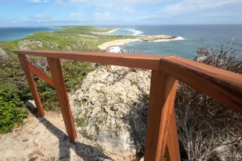 La Pointe des Châteaux un "grand site" sur lequel Saint François veut jouer sa carte touristique