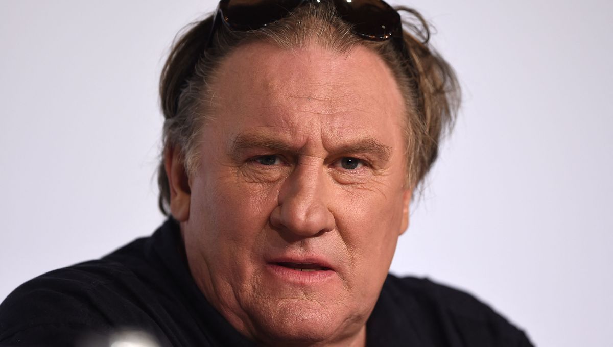 "J'ai senti sa main dans mon entrejambe" : une technicienne accuse à son tour Gérard Depardieu