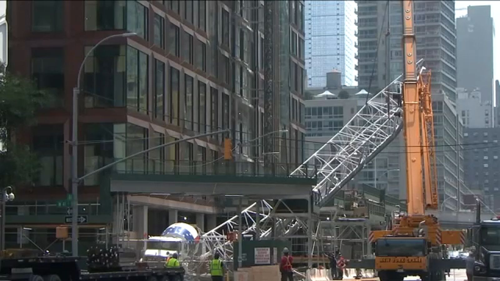 10th Avenue reopens to traffic after Manhattan crane collapses injures 12