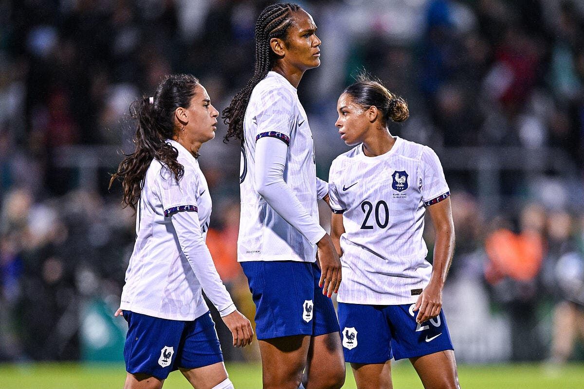 Wendie Renard la vraie patronne, le coach s’incline - Foot 01