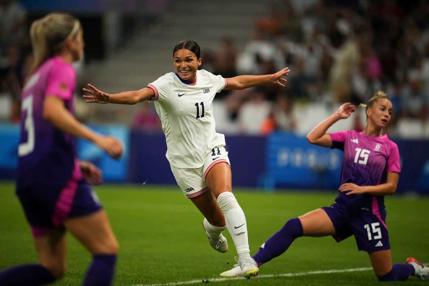 Sophia Smith leads USWNT past Germany, to Paris Olympic quarterfinals