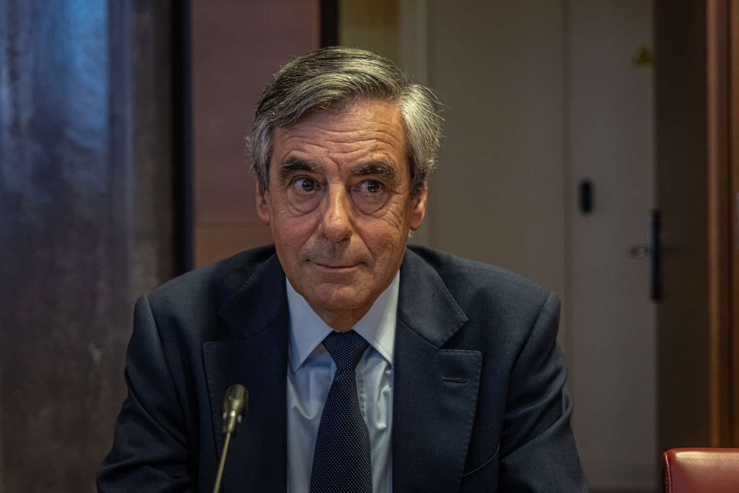 Affaire Fillon : à droite, gêne et discrétion après la décision du Conseil constitutionnel