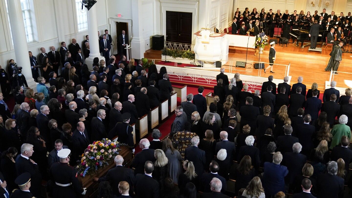 Former first lady Rosalynn Carter honored at memorial service