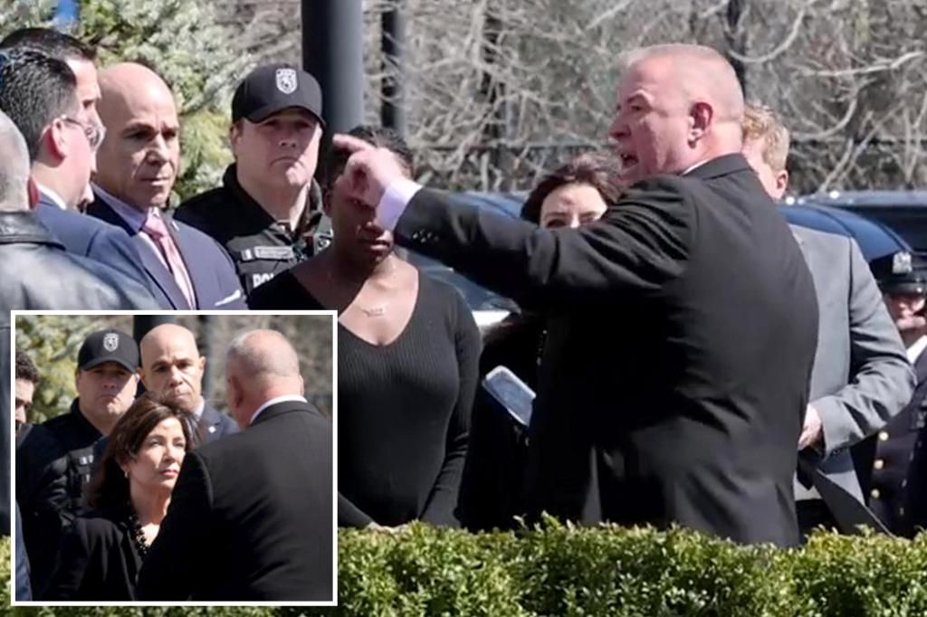 Kathy Hochul leaves NYPD Officer Jonathan Diller's wake after confrontation