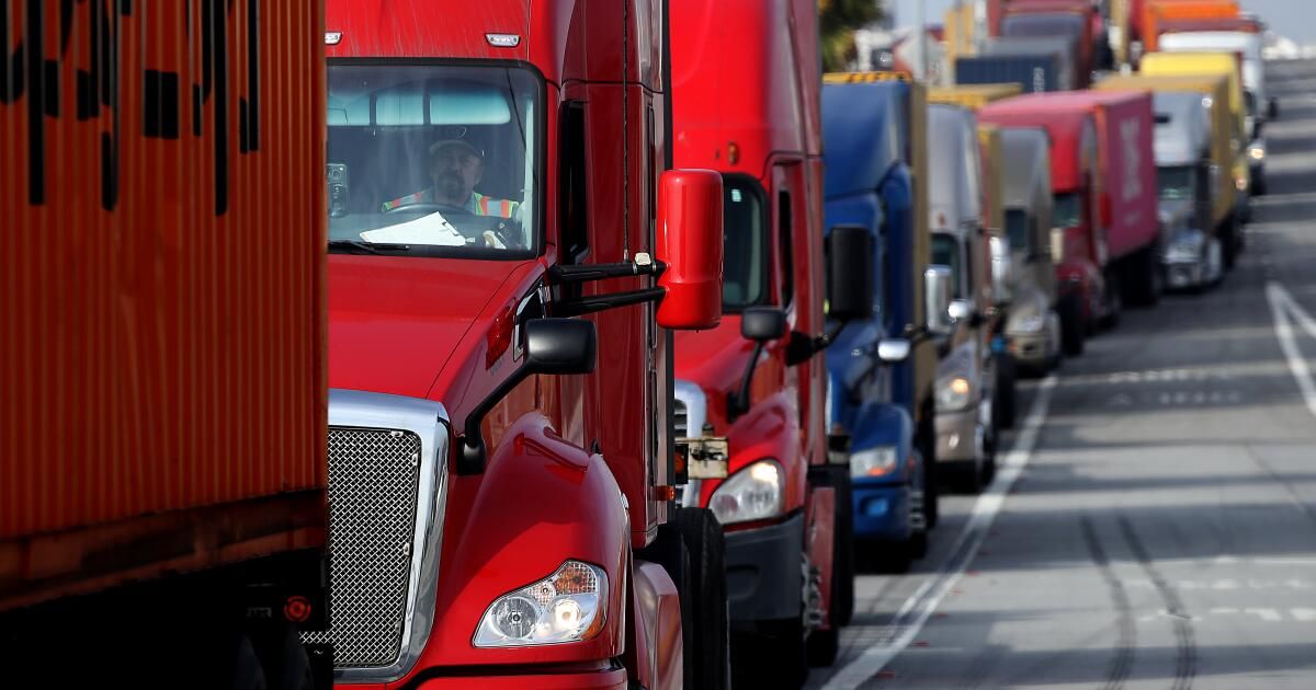 U.S. EPA issues tough emission standards for heavy-duty trucks