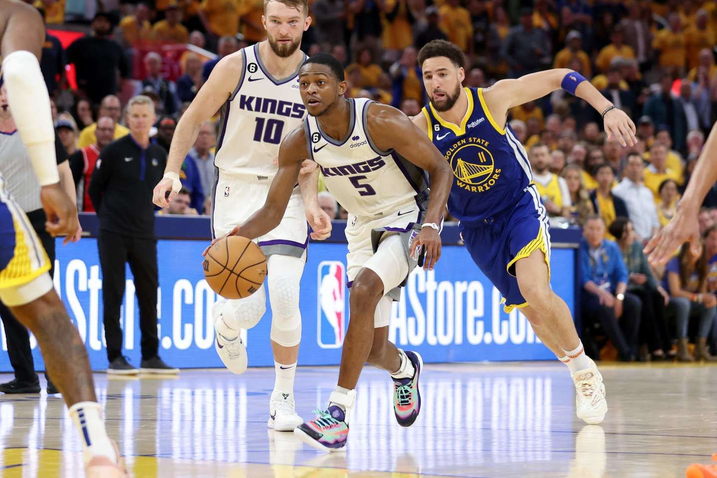 NBA : les Kings créent la surprise en l’emportant sur les Golden State Warriors