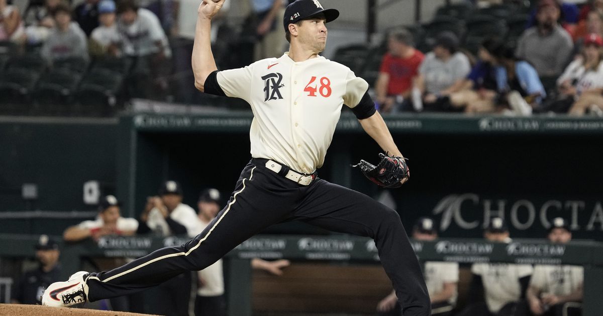 Rangers’ Jacob deGrom exits game vs. Yankees with forearm tightness