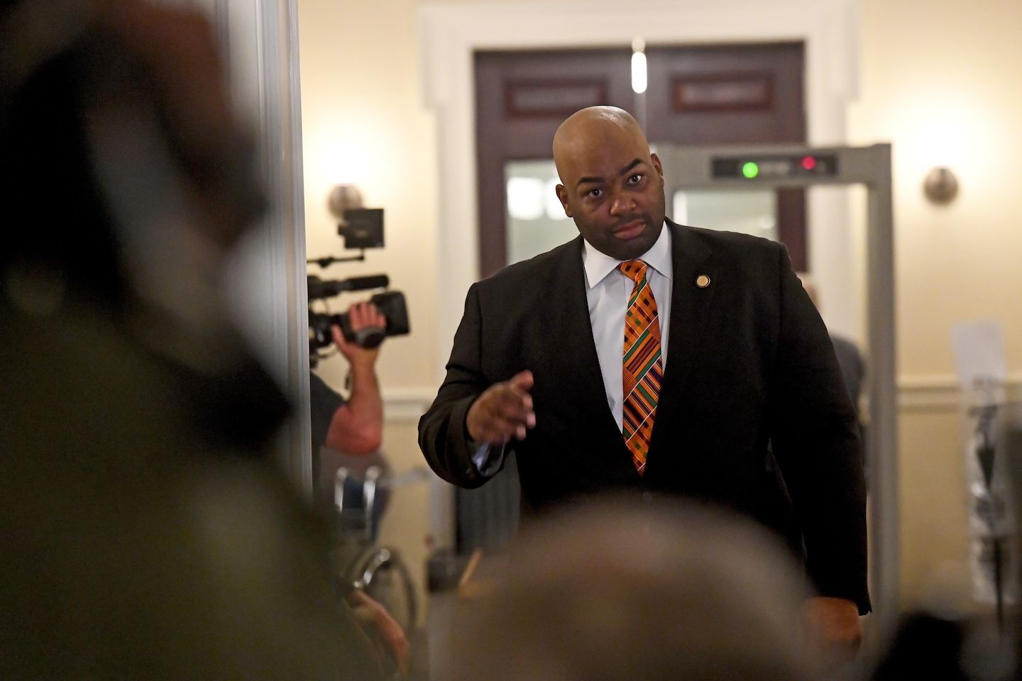 Black Va. lawmakers, NAACP demand ouster of Youngkin’s diversity chief