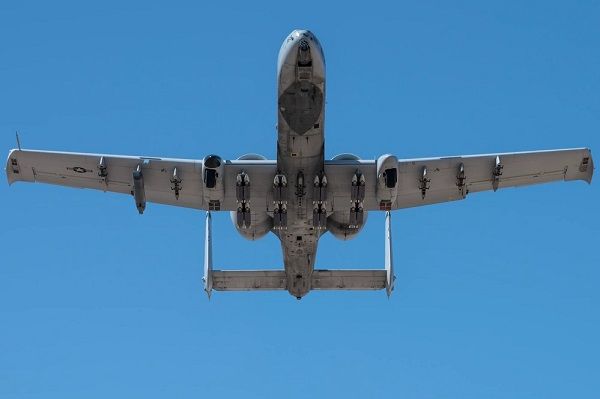 L'avion d'attaque A-10 Warthog pourrait devenir un chasseur de drones