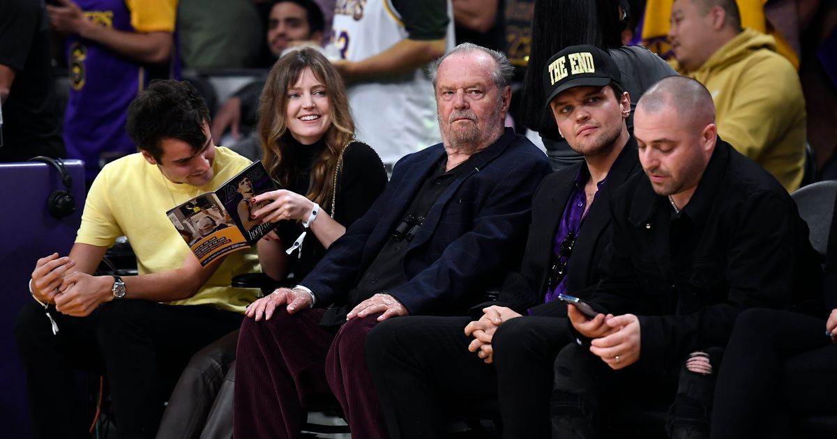 Jack Nicholson Attends First Lakers Game Since 2021