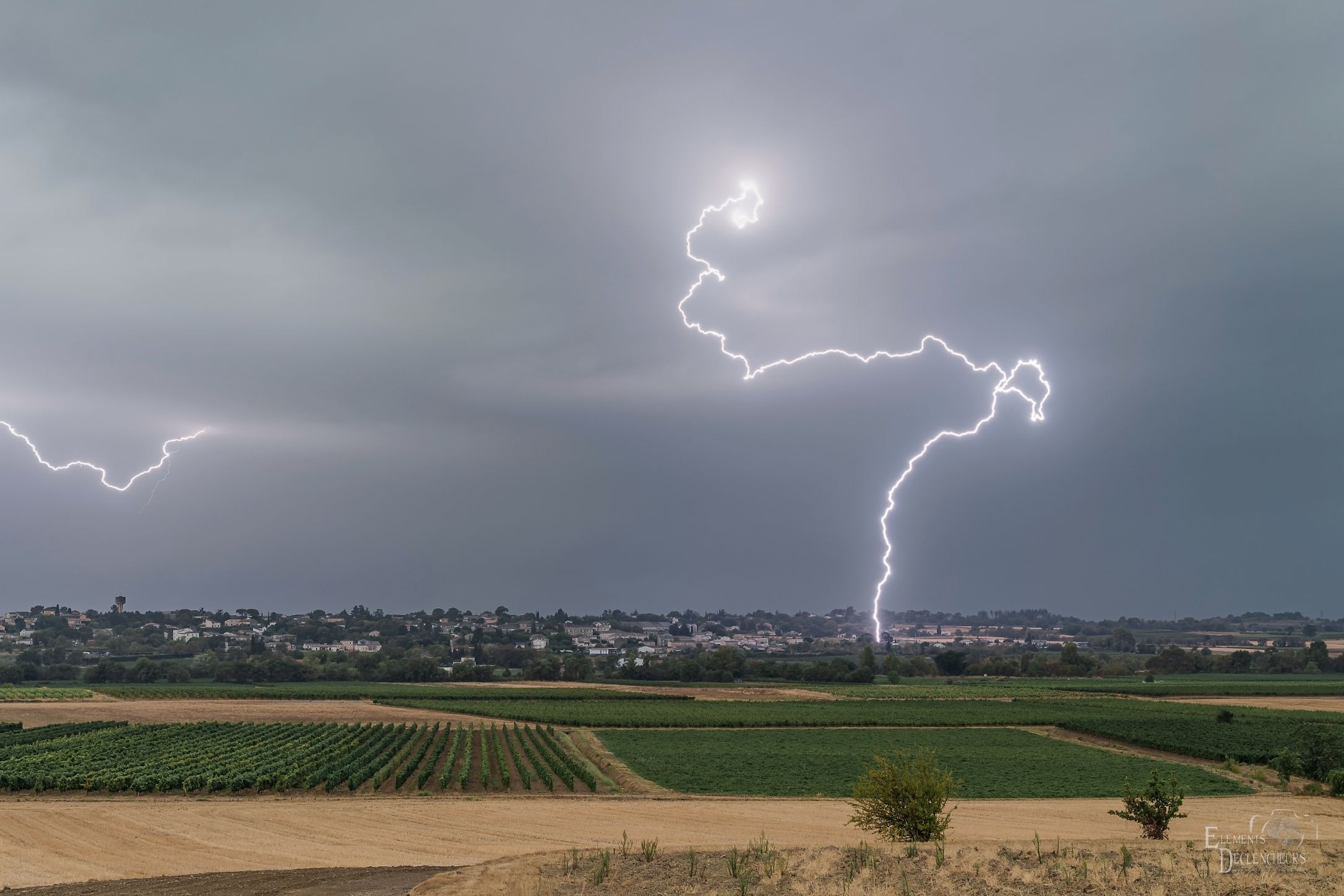 Météo : fort orage en cours dans le Nord-Ouest du Gard