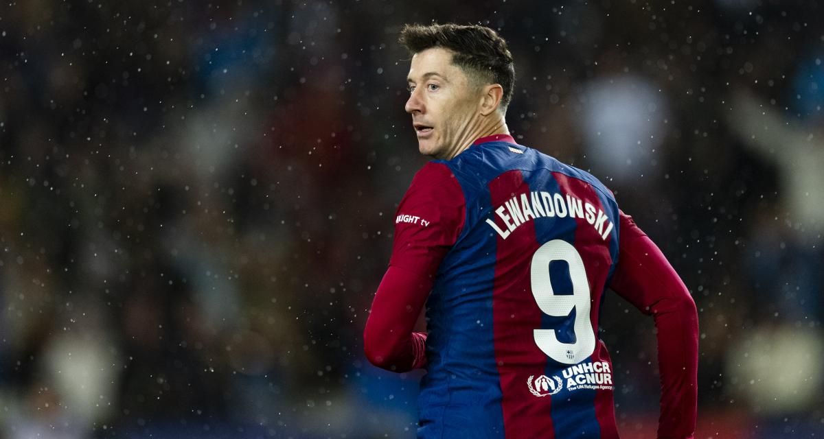 Un triplé de Lewandowski permet au Barça de battre Valence !