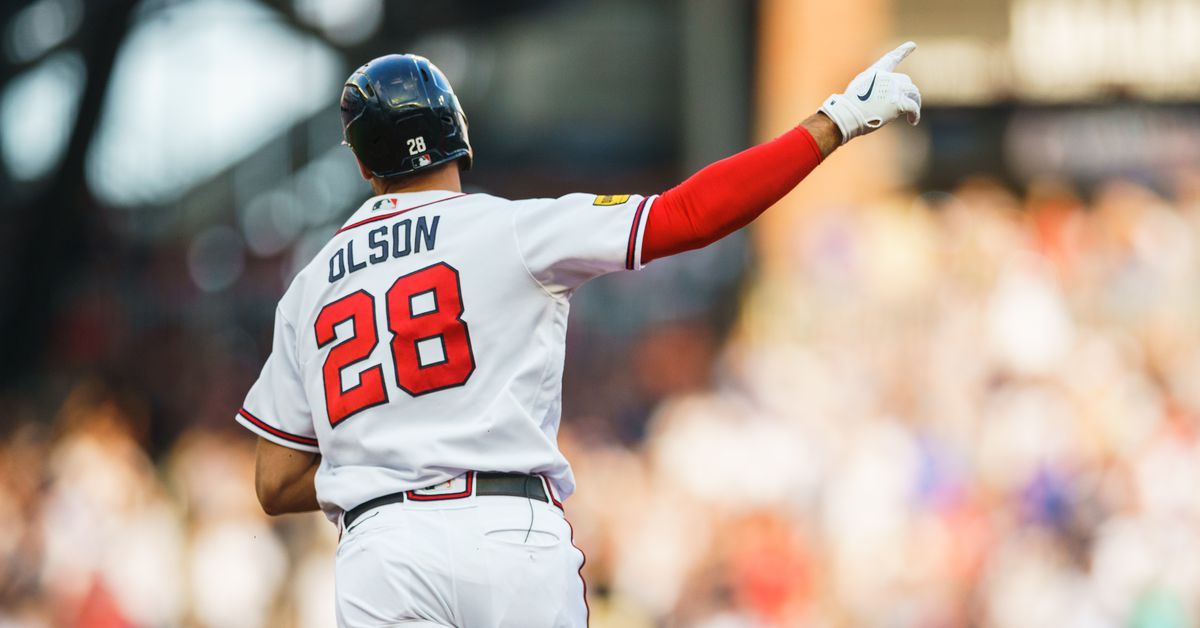 Braves plate seven early, dominate Phillies in 11-4 win