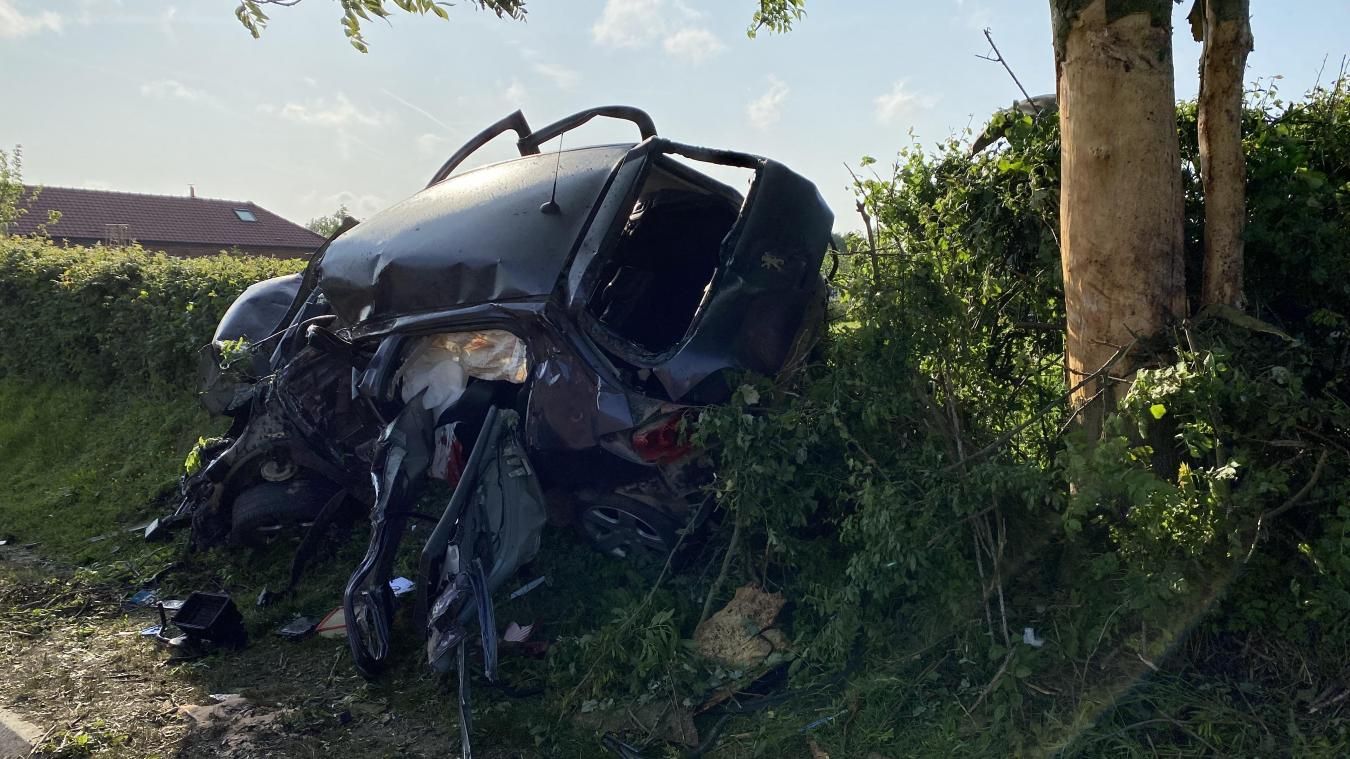 Deux morts dans un accident près d’Auchel : la voiture a percuté un arbre