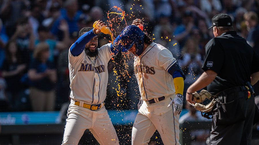 How big is Seattle Mariners' 1st walk-off, success on homestand?