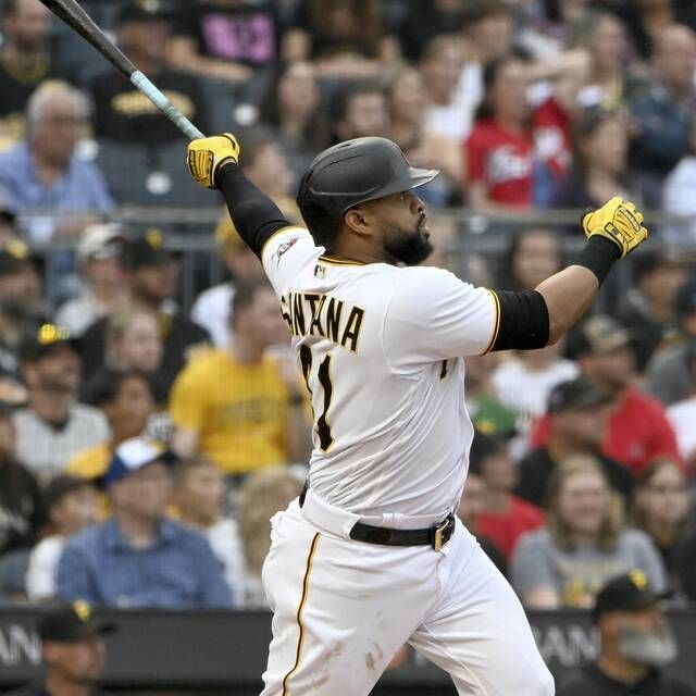 Pirates rally for 5 runs in 7th inning to beat Padres