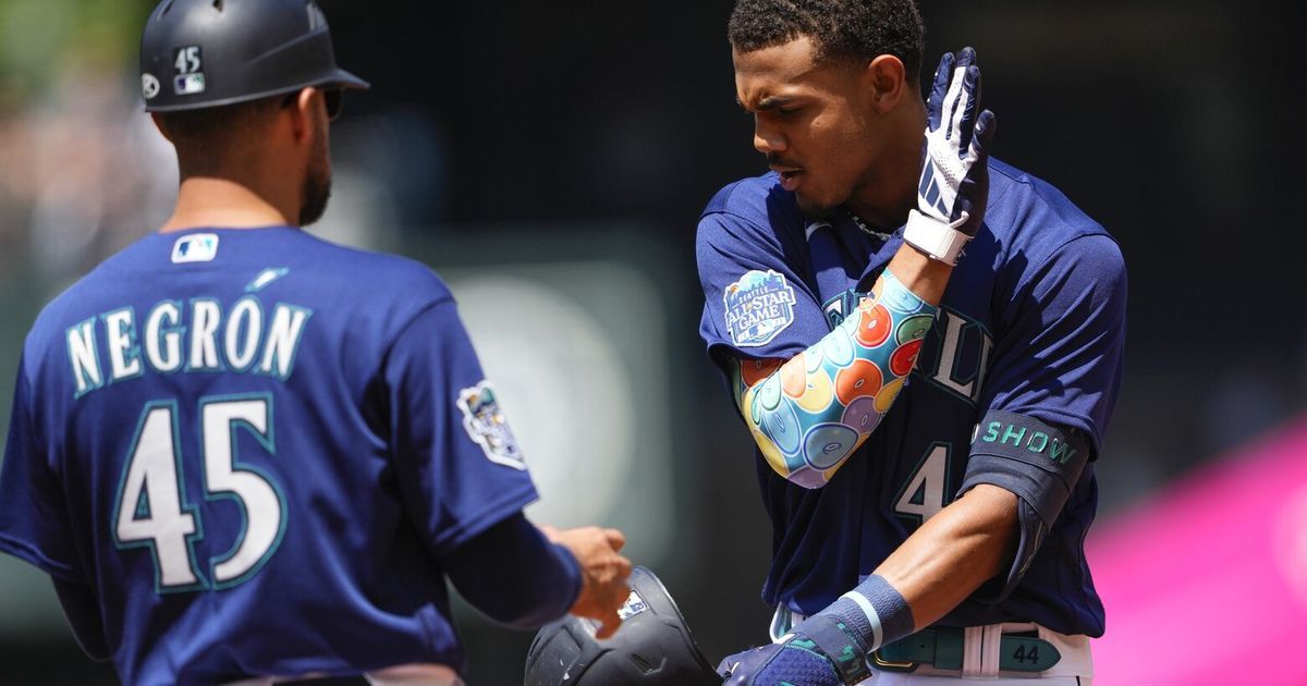 Mariners deserve the boos aimed at them after dismal series loss