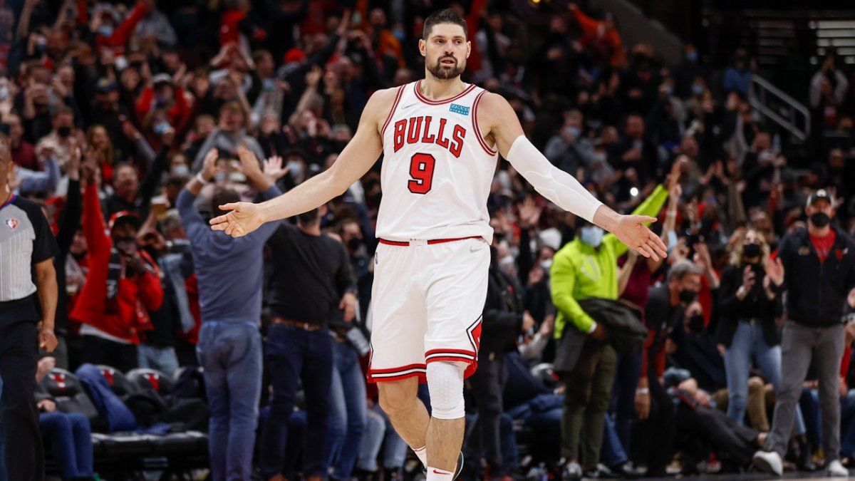 Bulls extend Nikola Vučević